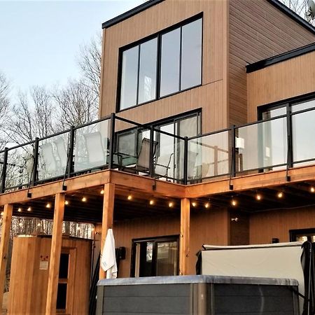 La Conception Chalet Serenity - Mont Tremblant Ski - Spa Sauna Wifi Tv Privet Chic Modern Houseヴィラ エクステリア 写真