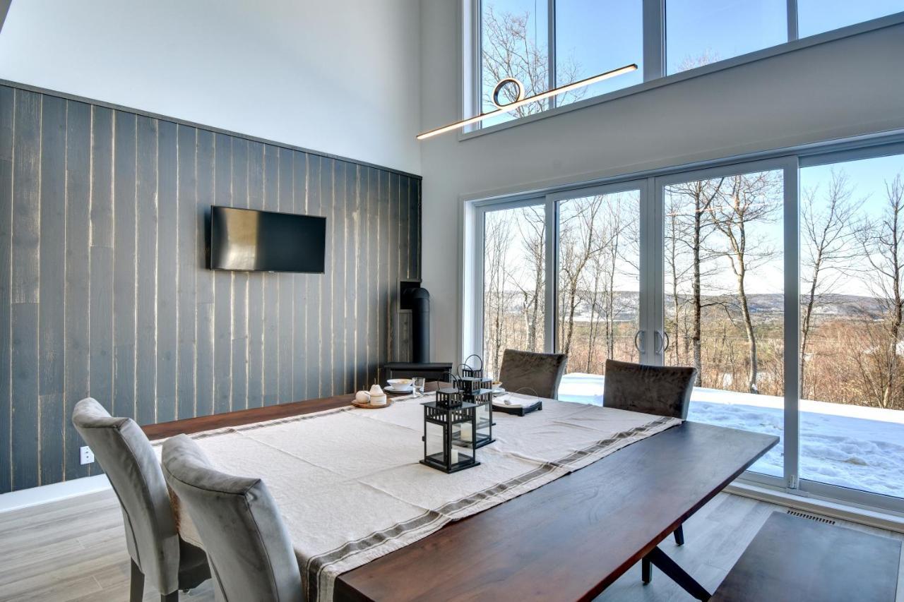 La Conception Chalet Serenity - Mont Tremblant Ski - Spa Sauna Wifi Tv Privet Chic Modern Houseヴィラ エクステリア 写真